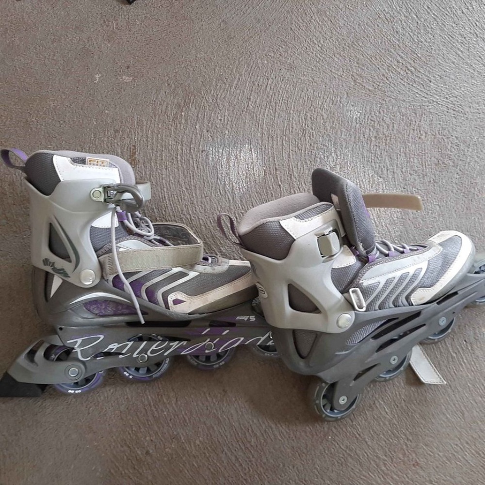 Size 8 Spirit Blade Roller Blades